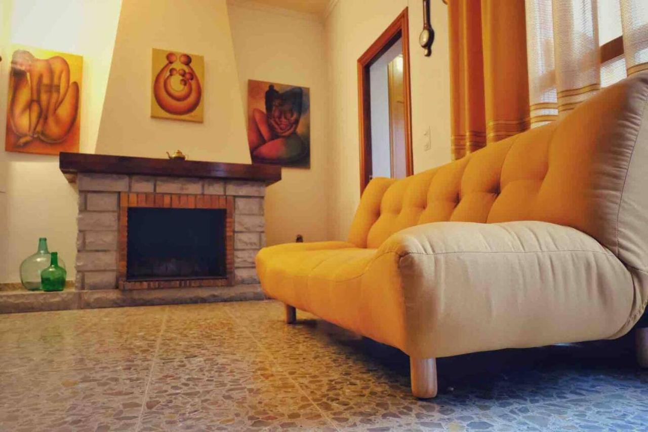 Casa Rural “Ca Robert” Callosa de Ensarria Exterior photo